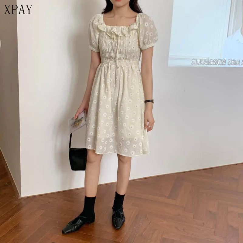 2020 Thin A-Line Sweet Chic Sexy First Love Daisy Dress Sweet French New Summer Square Collar Puff Sleeve Dresses
2020 Thin A-Line Sweet Chic Sexy First Love Daisy Dress Sweet French New Summer Square Collar Puff Sleeve Dresses