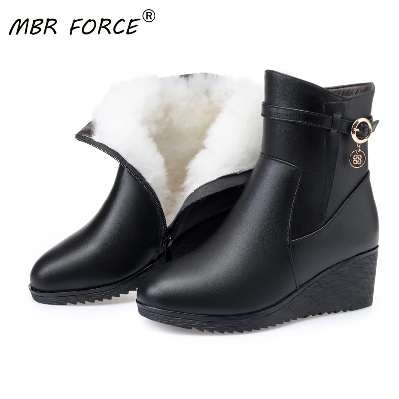 MBR FORCE All Wool Women Genuine Leather Snow Boots Warm Wedge Bottom Platform Warm Shoes Ankle Boots Plush Winter high quality
MBR FORCE All Wool Women Genuine Leather Snow Boots Warm Wedge Bottom Platform Warm Shoes Ankle Boots Plush Winter high quality