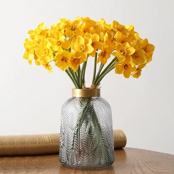 6pcs/Lot European-style Simulation Narcissus Flower Living Room Window Decoration Fake Flowers Wedding Scene Decor Daffodil 4
6pcs/Lot European-style Simulation Narcissus Flower Living Room Window Decoration Fake Flowers Wedding Scene Decor Daffodil 4
