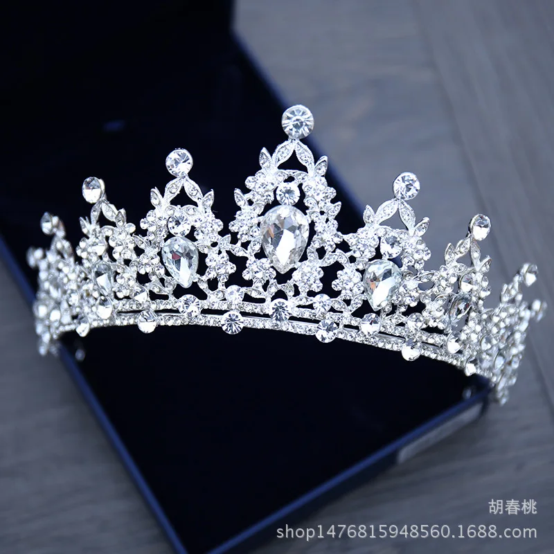 New Style Bride Headdress White Crystal Crown Bride Princess Crown Hair Clasp Wedding Dress Hair Accessories Ornament
New Style Bride Headdress White Crystal Crown Bride Princess Crown Hair Clasp Wedding Dress Hair Accessories Ornament