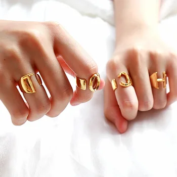 2020 New Fashion Rings Korean Vintage Simple Design Gold Color English 26 Letter Ring Exaggeration Opening Rings For Women Gift
2020 New Fashion Rings Korean Vintage Simple Design Gold Color English 26 Letter Ring Exaggeration Opening Rings For Women Gift