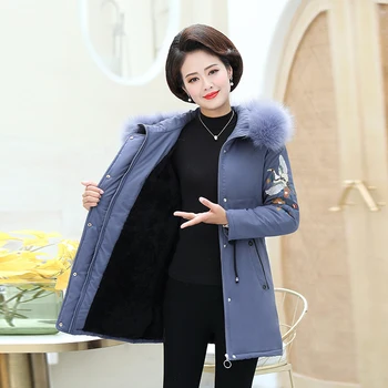 2019 Cotton Liner Warm Coat embroidery Jacket Women Plus Size Slim Long Coat Female Winter Big Fur Hooded Parka Mujer Coats
2019 Cotton Liner Warm Coat embroidery Jacket Women Plus Size Slim Long Coat Female Winter Big Fur Hooded Parka Mujer Coats