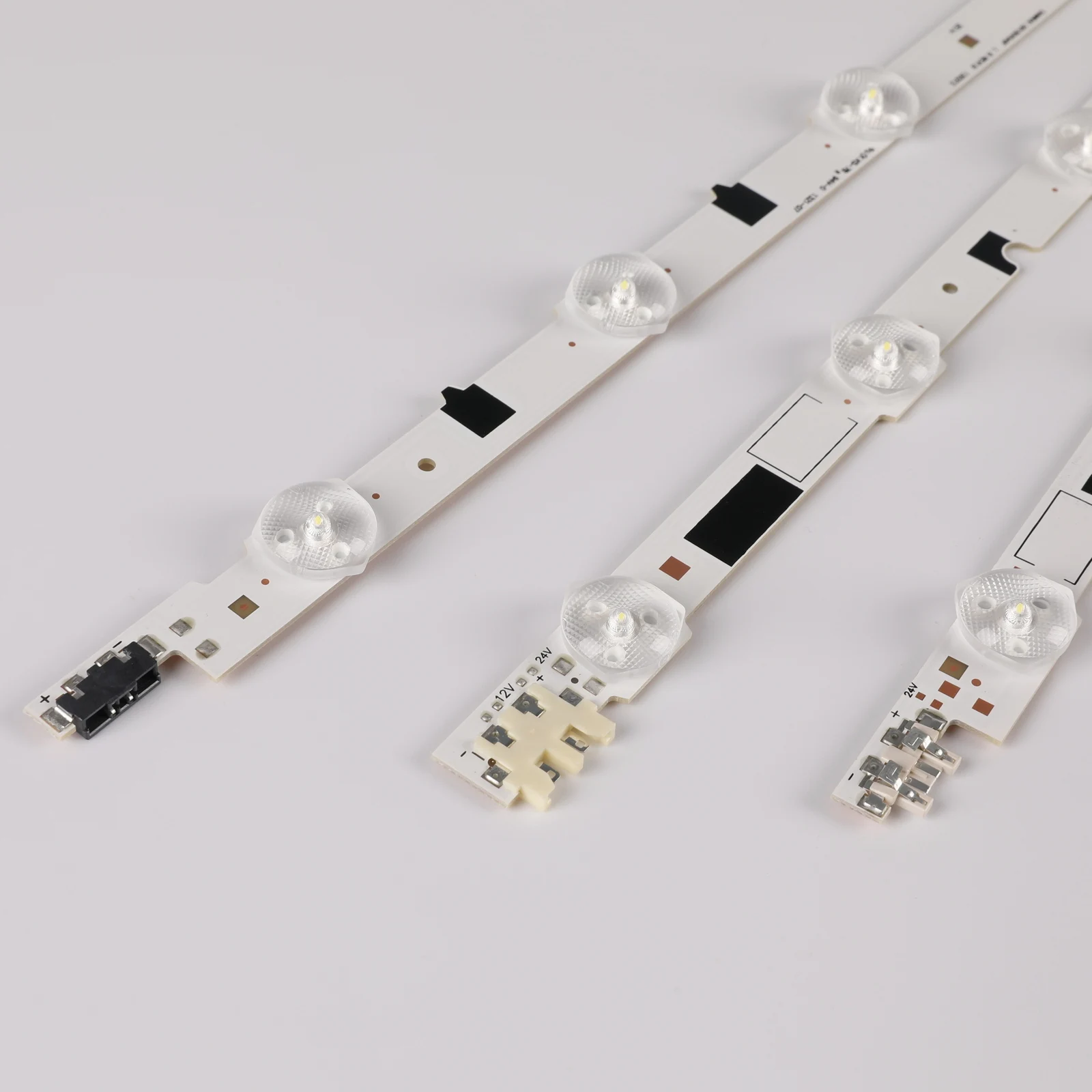 14PCS x LED Backlight for Samsung 40'' UA40F5500 AJ\AR 2013SVS40F HF400BGLV1H R/L UE40F6300 CY-HF400CSLV1 8+5 LEDs 832m'm
14PCS x LED Backlight for Samsung 40'' UA40F5500 AJ\AR 2013SVS40F HF400BGLV1H R/L UE40F6300 CY-HF400CSLV1 8+5 LEDs 832m'm
