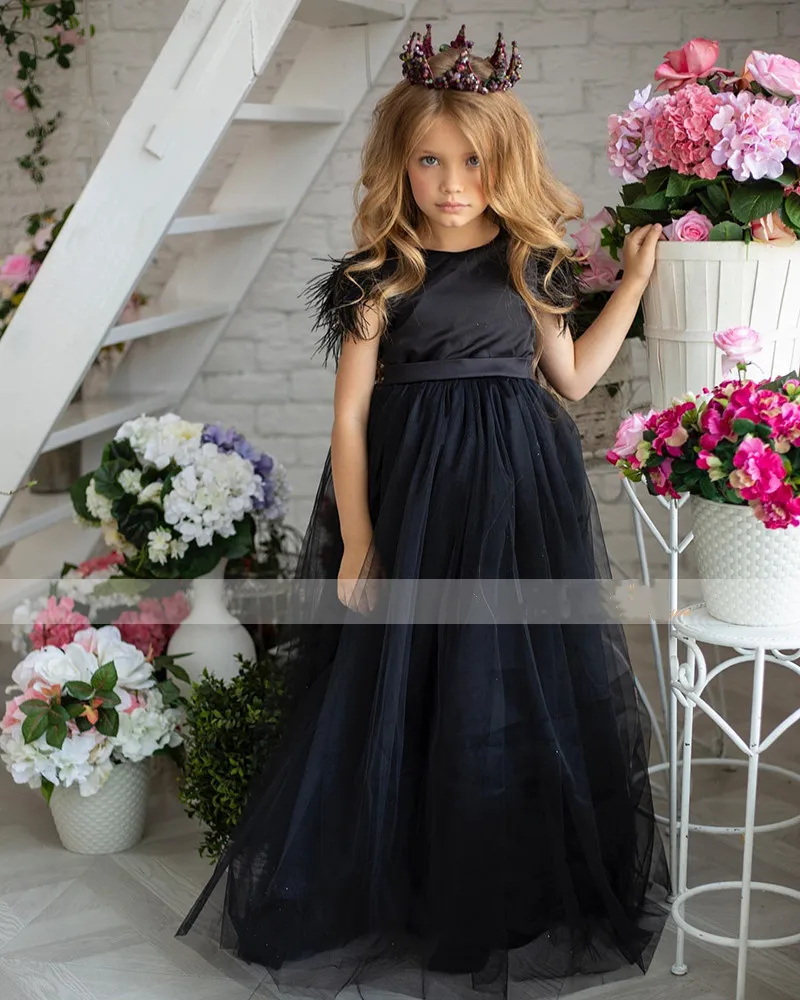 Black A-Line Flower Girl Dress for Wedding O Neck Feather Tulle Princess Party Gowns Girls Pageant Dress Photoshoot
Black A-Line Flower Girl Dress for Wedding O Neck Feather Tulle Princess Party Gowns Girls Pageant Dress Photoshoot