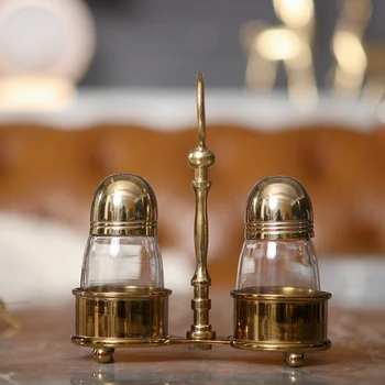 Modern Gold Glass Seasoning Jar Household Seasoning Box Seasoning Bottle Set Creative Restaurant Decoration Ornament Accessories
Modern Gold Glass Seasoning Jar Household Seasoning Box Seasoning Bottle Set Creative Restaurant Decoration Ornament Accessories