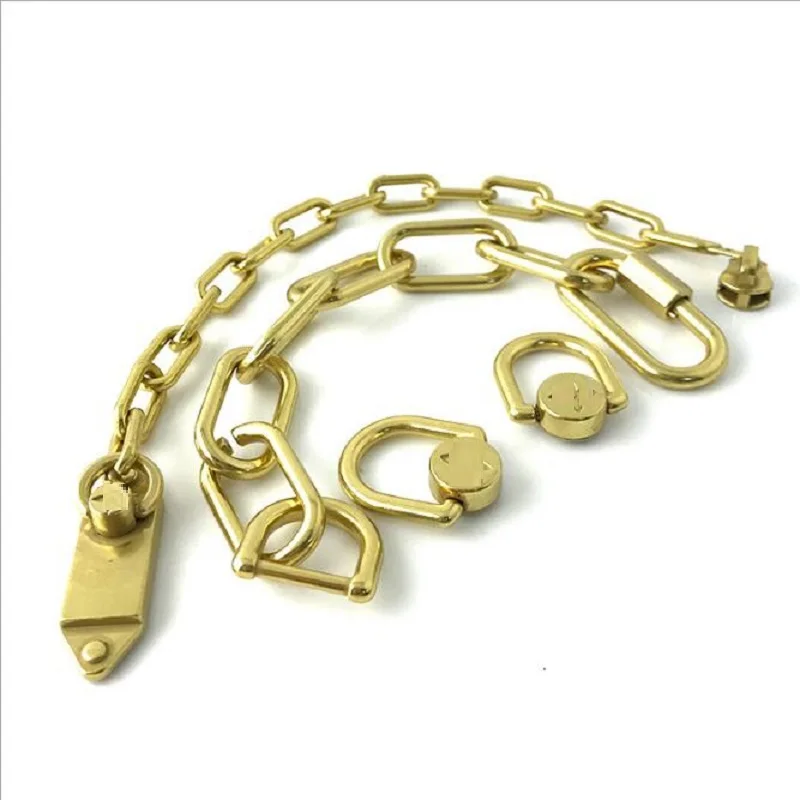 1 pieces net red with the same chain messenger bag zinc alloy decoration matching chain hanging buckle
1 pieces net red with the same chain messenger bag zinc alloy decoration matching chain hanging buckle