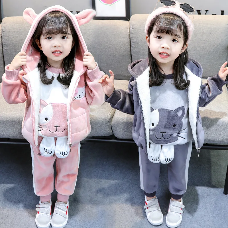 Small CHILDREN'S Brushed And Thick Winter Three-piece Set-0-1-2-3-4-Year-Old Men And Women Baby Infants Cartoon out Clothes
Small CHILDREN'S Brushed And Thick Winter Three-piece Set-0-1-2-3-4-Year-Old Men And Women Baby Infants Cartoon out Clothes
