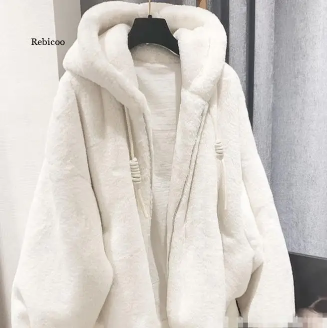 Loose Women Hooded Coat Plush Jacket Imitation Rabbit Fur Coat White Zipper Plush Jacket Cardigan Autumn Winter
Loose Women Hooded Coat Plush Jacket Imitation Rabbit Fur Coat White Zipper Plush Jacket Cardigan Autumn Winter