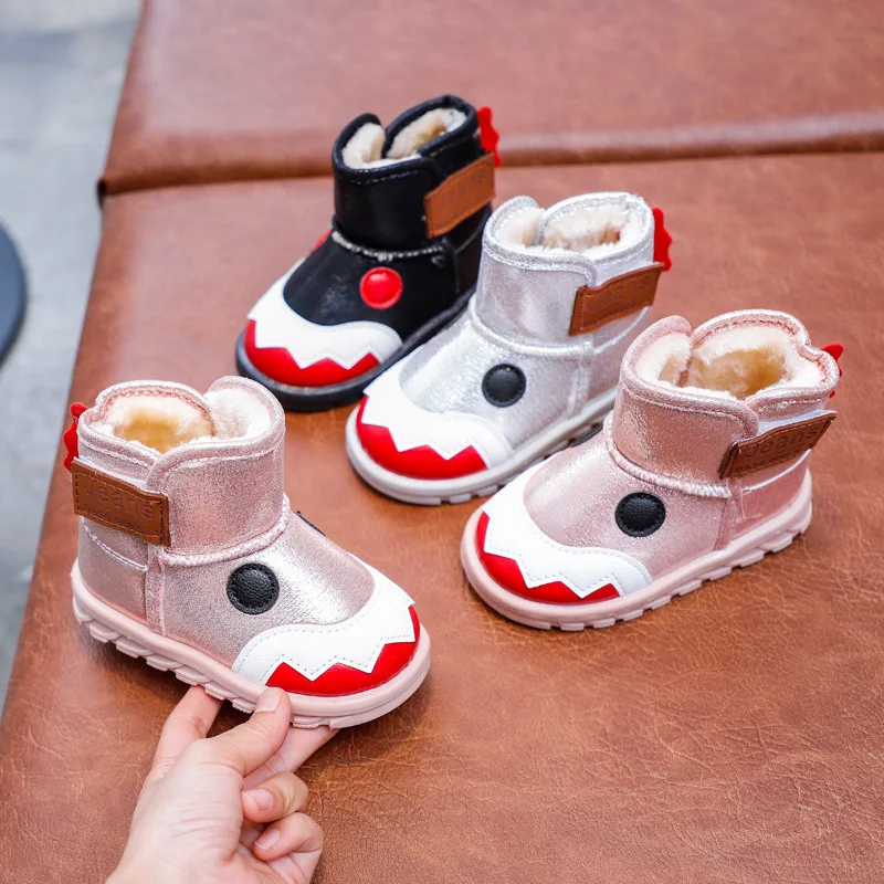 AFDSWG winter boots kids Thick plush short boys boots Black childrens shoes pink children's winter boots silver white
AFDSWG winter boots kids Thick plush short boys boots Black childrens shoes pink children's winter boots silver white
