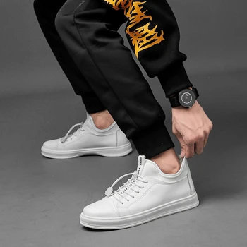 Genuine Leather Shoes Men outdoor breathable Flats Fashion Men's Casual Shoes Brand Man Soft Comfortable Lace up Black shoes
Genuine Leather Shoes Men outdoor breathable Flats Fashion Men's Casual Shoes Brand Man Soft Comfortable Lace up Black shoes