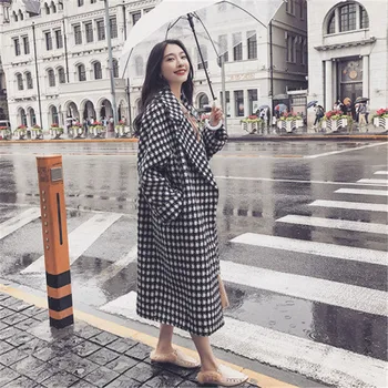European Style Long Wool Jacket Women Fashion Notched Collar Houndstooth Pattern Woolen Jacket Streetwear Winter Coat Plus Size
European Style Long Wool Jacket Women Fashion Notched Collar Houndstooth Pattern Woolen Jacket Streetwear Winter Coat Plus Size