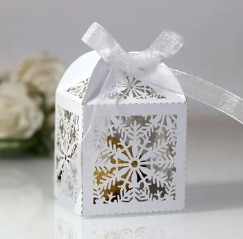 Hollow Christmas Snowflake Candy Box With Ribbon Chocolate Packing Wedding Party Birthday Decor Supplies
Hollow Christmas Snowflake Candy Box With Ribbon Chocolate Packing Wedding Party Birthday Decor Supplies