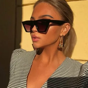 Retro Cat eye Sunglasses Women 2020 luxury Fashion sun glasses Oculos De Sol Vintage okulary Shades Sunglass UV400
Retro Cat eye Sunglasses Women 2020 luxury Fashion sun glasses Oculos De Sol Vintage okulary Shades Sunglass UV400