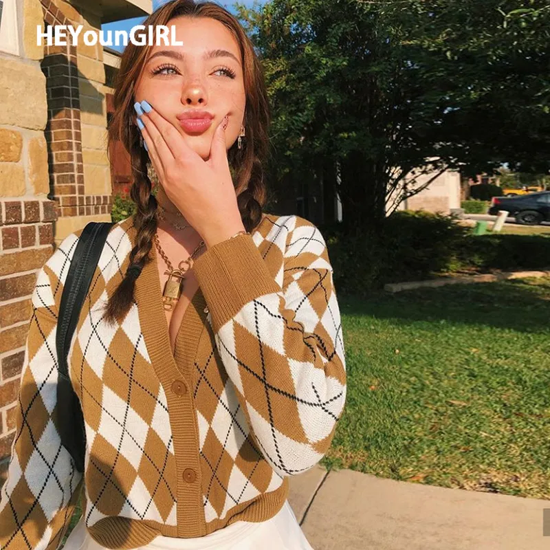 HEYounGIRL V Neck Sweat Y2K Vintage Cropped Cardigan Preppy Style Argyle Knitted Sweater Women Autumn Long Sleeve Plaid Knitwear
HEYounGIRL V Neck Sweat Y2K Vintage Cropped Cardigan Preppy Style Argyle Knitted Sweater Women Autumn Long Sleeve Plaid Knitwear