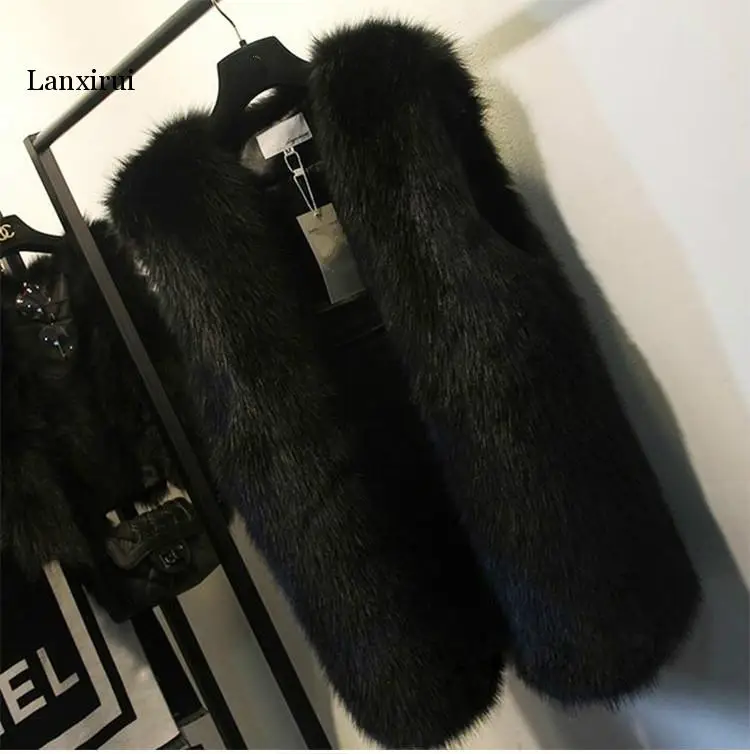 

Autumn Winter Women Sleeveless Artificial Faux Fox Fur Vests Female Fashion Fake Fur Waistcoats 4XL 5XL 6XL