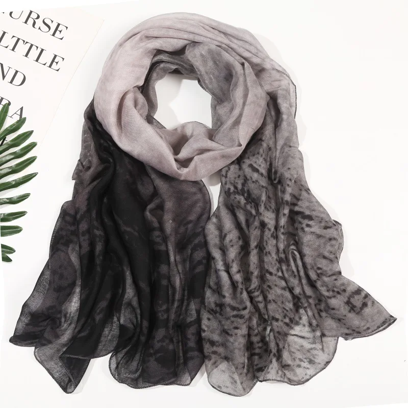 2020 New Beautiful Gradient Color Print Scarves And Shawls Long Soft Ombre Scarf Wrap Hijab 8 Color Free Shipping
2020 New Beautiful Gradient Color Print Scarves And Shawls Long Soft Ombre Scarf Wrap Hijab 8 Color Free Shipping