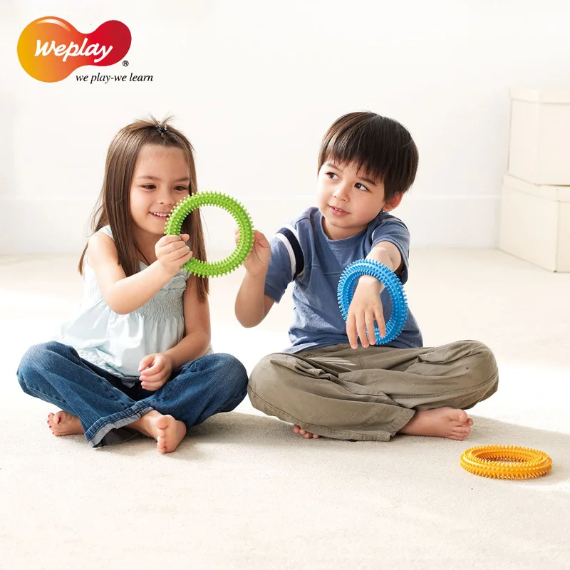 Taiwan Weplay Toy Children Sensory Integration Training Wrist Arm Sensory Tactile Ring Palm Massage niu quan
Taiwan Weplay Toy Children Sensory Integration Training Wrist Arm Sensory Tactile Ring Palm Massage niu quan
