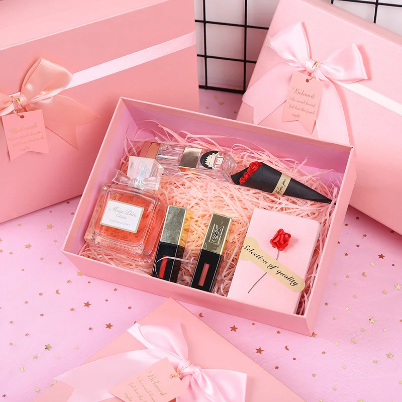 Pink Gift Box Rectangular Bow Gift Box Tiandigai Lipstick Perfume Box Currently Available Gift Box
Pink Gift Box Rectangular Bow Gift Box Tiandigai Lipstick Perfume Box Currently Available Gift Box