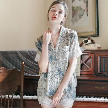 Summer Silk Pajamas Women's Thin Breathable Lace Printing Pijamas Women Sexy Nightwear 2 Piece Sleepwear Shorts Night Gowns
Summer Silk Pajamas Women's Thin Breathable Lace Printing Pijamas Women Sexy Nightwear 2 Piece Sleepwear Shorts Night Gowns