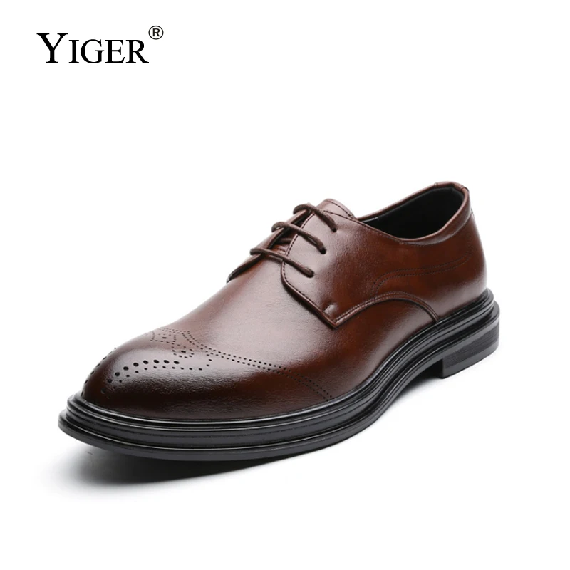 YIGER New Men dress shoes man businness shoes soft leather big size Heightening shoes male formal shoes black wedding shoes 0365 
YIGER New Men dress shoes man businness shoes soft leather big size Heightening shoes male formal shoes black wedding shoes 0365