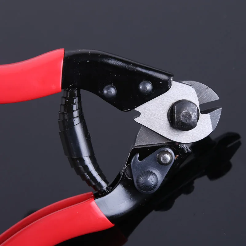 Chrome-Vanadium Steel Pliers 8-Inch Multi-Function Labor-Saving Cable Wire Cutting Pliers Manual Wire Rope Pliers
Chrome-Vanadium Steel Pliers 8-Inch Multi-Function Labor-Saving Cable Wire Cutting Pliers Manual Wire Rope Pliers