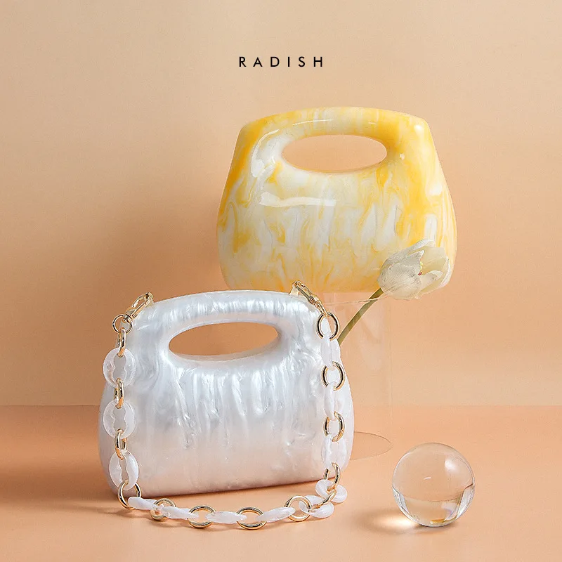 Niche Designer Ins Wave Pattern Acrylic Clutches Party Evening Bag Retro Aesthetic Handbag White Yellow Lady Chain Underarm Bag
Niche Designer Ins Wave Pattern Acrylic Clutches Party Evening Bag Retro Aesthetic Handbag White Yellow Lady Chain Underarm Bag