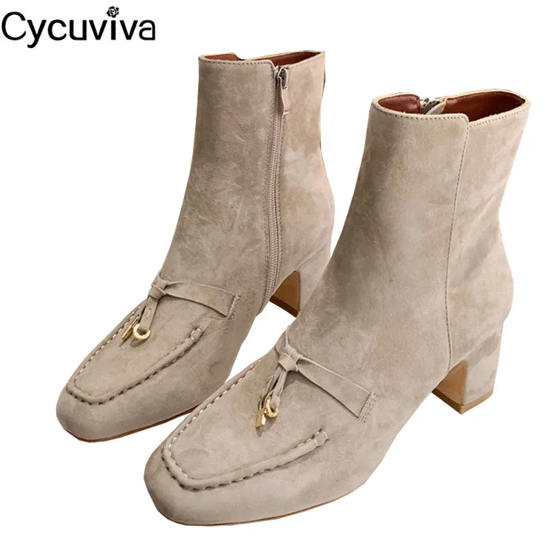 New Chunky Heels Chelsea Ankle Boots For Women Kid Suede Short Boots Metal Decor Nude Beige Women BootsRunway Winter Brand Shoes
New Chunky Heels Chelsea Ankle Boots For Women Kid Suede Short Boots Metal Decor Nude Beige Women BootsRunway Winter Brand Shoes