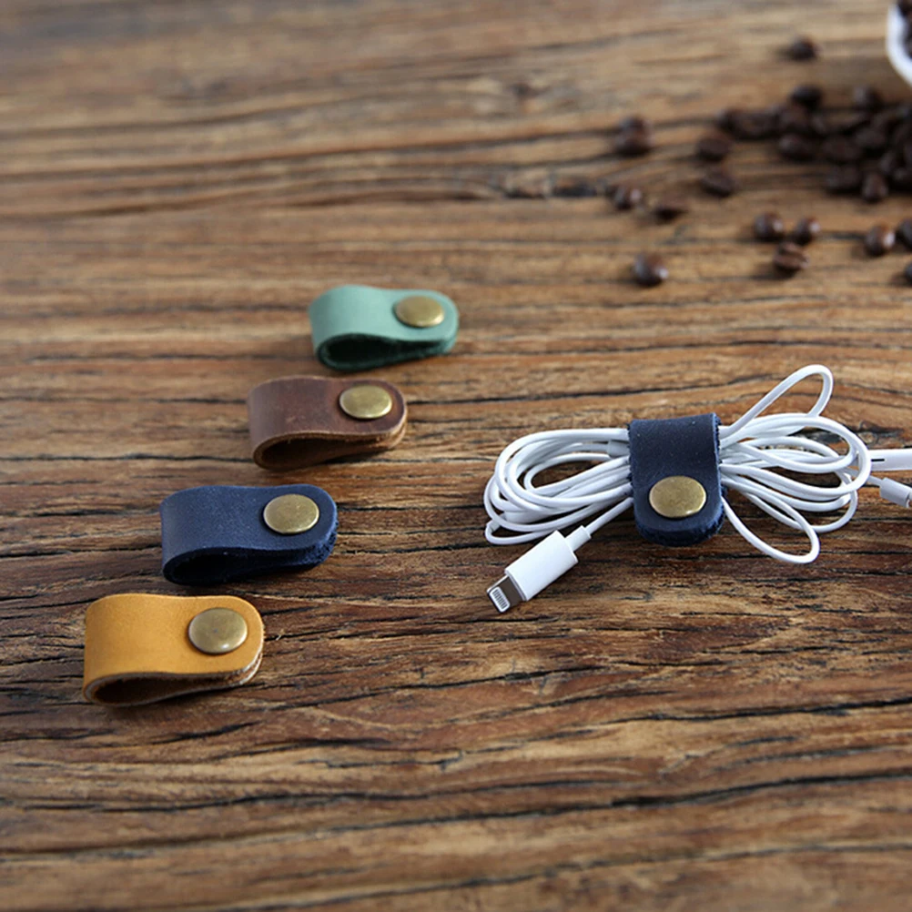 1PCS Leather Winder Headphone Case Korean Desk Manager Headset Earphone Wire Portable USB Cable Cord DESK ORGANIZER
1PCS Leather Winder Headphone Case Korean Desk Manager Headset Earphone Wire Portable USB Cable Cord DESK ORGANIZER