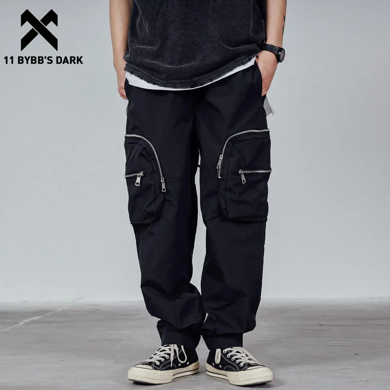 11 BYBB'S DARK Man Casual Loose Elastic Waist Trousers Streetwear Pockets Cargo Pants Men Techwear Tactical Functional Pants
11 BYBB'S DARK Man Casual Loose Elastic Waist Trousers Streetwear Pockets Cargo Pants Men Techwear Tactical Functional Pants