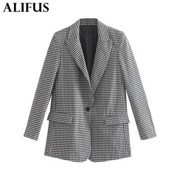 Fashion Za Women 2019 Autumn Winter Vintage Stylish Office Lady Plaid Blazer Coat Notched Collar Long Sleeve Jacket Female
Fashion Za Women 2019 Autumn Winter Vintage Stylish Office Lady Plaid Blazer Coat Notched Collar Long Sleeve Jacket Female