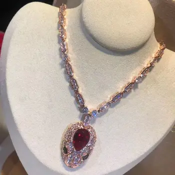 New fashion accessories snakehead necklace Zircon chain pendant accessories Male and female memorial day gift manufacturers whol
New fashion accessories snakehead necklace Zircon chain pendant accessories Male and female memorial day gift manufacturers whol