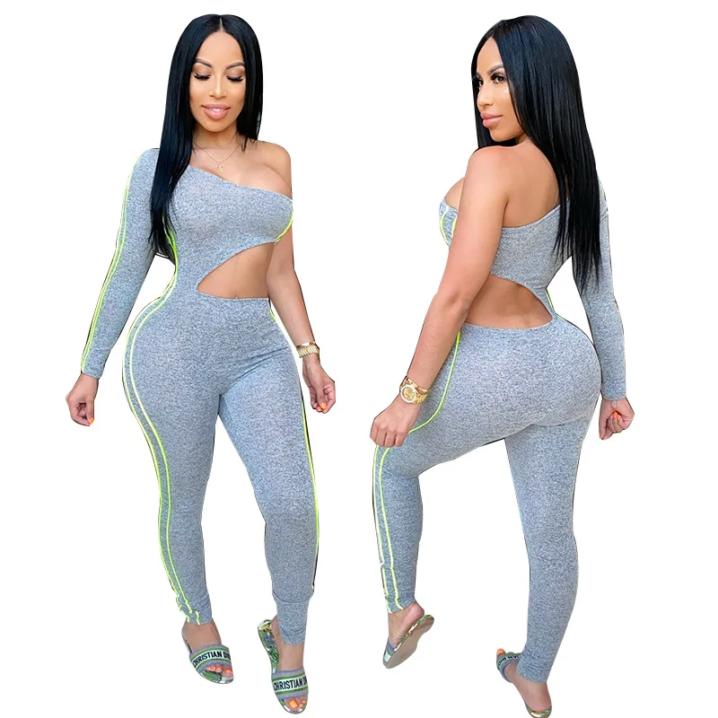 2020 Summer Women Jumpsuit Sexy Style Model Solid-color Hole Sexy Patchwork European and American Rompers Bodysuit
2020 Summer Women Jumpsuit Sexy Style Model Solid-color Hole Sexy Patchwork European and American Rompers Bodysuit