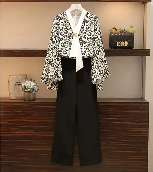 Two Piece Set For Women temperament chiffon V-Neck Leopard print Flare sleeve shirt + black pant fashion high quality 2020
Two Piece Set For Women temperament chiffon V-Neck Leopard print Flare sleeve shirt + black pant fashion high quality 2020