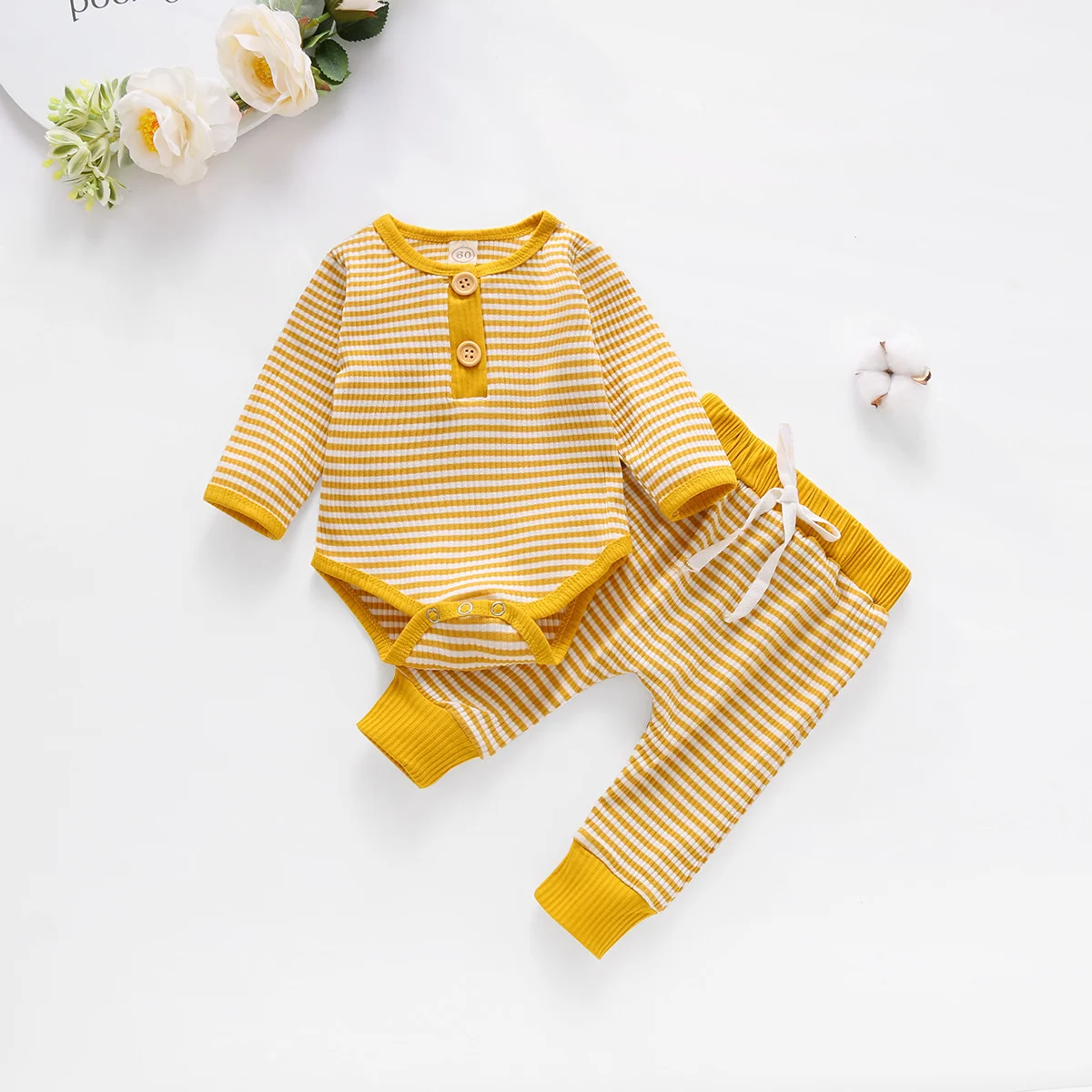 Newborn Suits Spring And Autumn Baby Boys And Girls Clothes Pinstripe Long-sleeved Catsuit And Casual Pants Baby Clothing Set
Newborn Suits Spring And Autumn Baby Boys And Girls Clothes Pinstripe Long-sleeved Catsuit And Casual Pants Baby Clothing Set