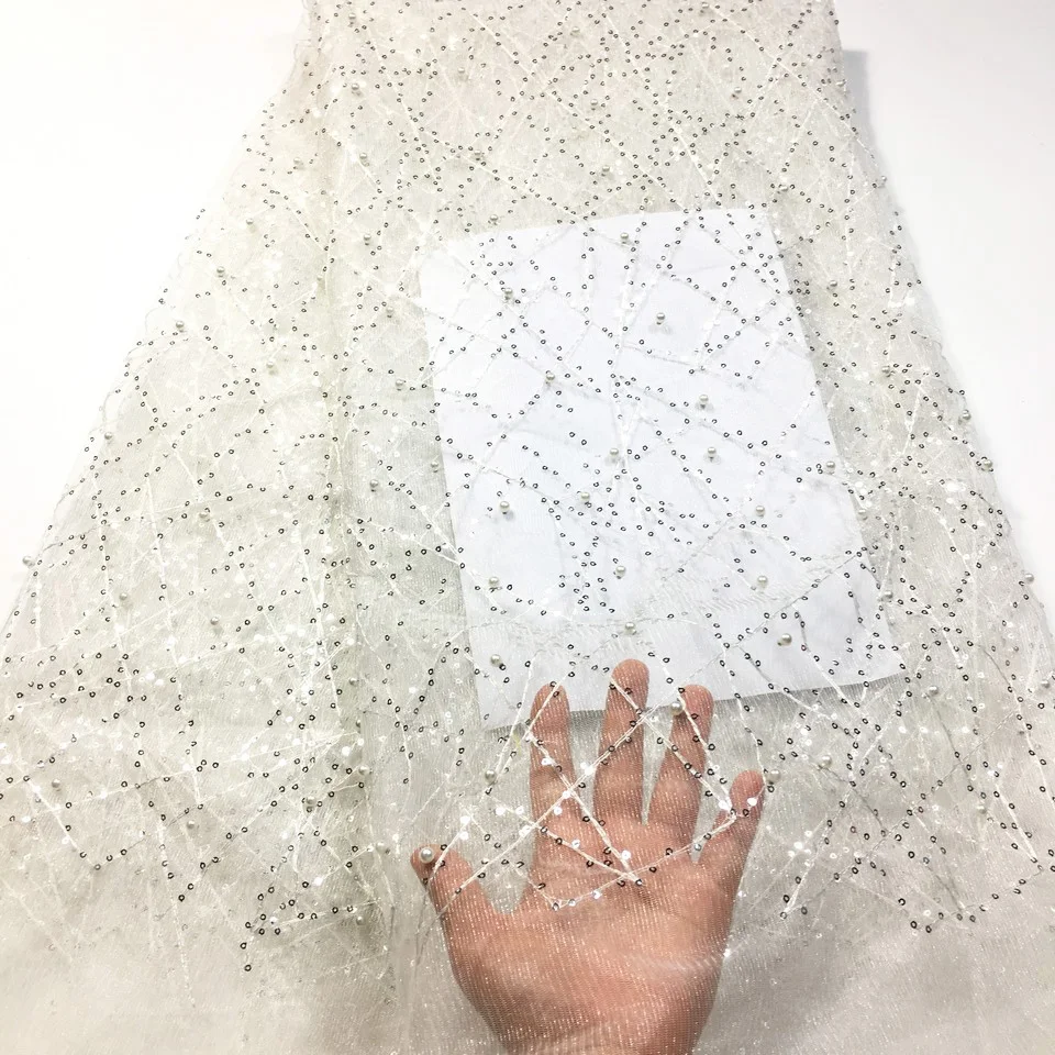2019 New Design African Lace Fabric High Quality French Beads Embroidered Tulle Lace Fabric with Sequins M32273
2019 New Design African Lace Fabric High Quality French Beads Embroidered Tulle Lace Fabric with Sequins M32273