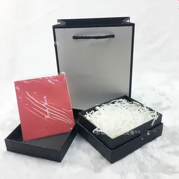 5SETS 2020 New Perfume Lipstick Gift Box White Shopping Bag Original 100ml Perfume Packaging Box Gift Bag
5SETS 2020 New Perfume Lipstick Gift Box White Shopping Bag Original 100ml Perfume Packaging Box Gift Bag