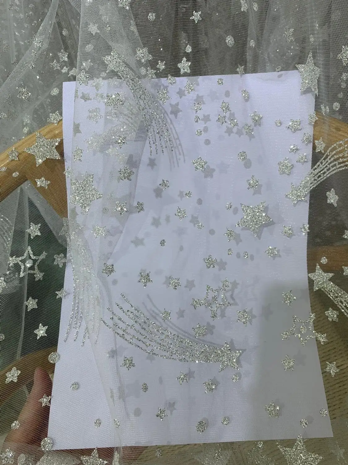 5yards/bag Silver star pattern fashion French style flash powder fabric for wedding dress design HL47#
5yards/bag Silver star pattern fashion French style flash powder fabric for wedding dress design HL47#
