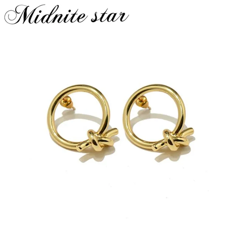 2019 copper plated gold long and circle Knot Earrings temperament glossy Earrings brand elegant gift
2019 copper plated gold long and circle Knot Earrings temperament glossy Earrings brand elegant gift