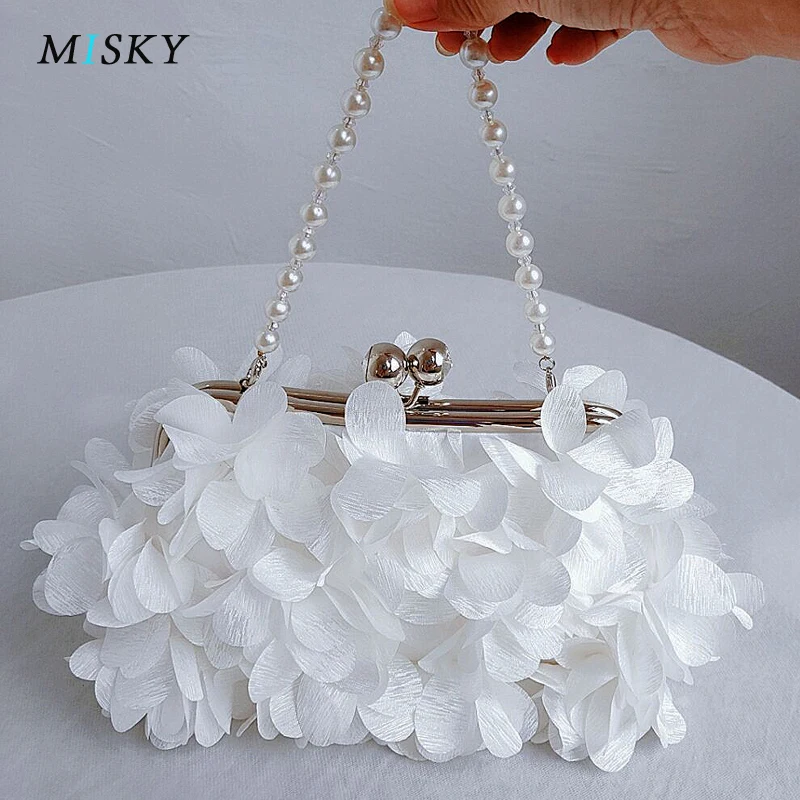 evening bag lady's party banquet bag high-grade temperament petal handbag slung versatile small square bag angel bag flower bag
evening bag lady's party banquet bag high-grade temperament petal handbag slung versatile small square bag angel bag flower bag