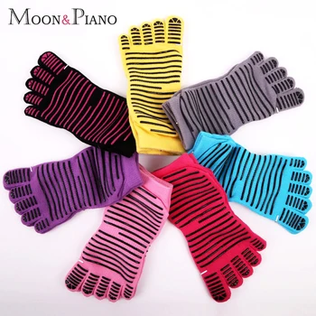 Women's Socks Men's Sports Fitness Exercisenon-slip Sock women men Five Finger socks Cotton European Fashion Style Breathable
Women's Socks Men's Sports Fitness Exercisenon-slip Sock women men Five Finger socks Cotton European Fashion Style Breathable