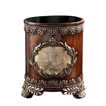 European style retro luxury trash can american family living room bedroom tea table decoration storage bucket trash bucket
European style retro luxury trash can american family living room bedroom tea table decoration storage bucket trash bucket