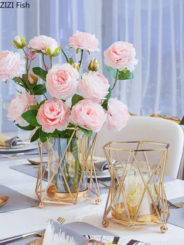 CLASSIC GOLDEN VASES MULTIFUNCTION METAL CANDLESTICK FLOWER INSERT GLASS VASE CANDLE HOLDER DESK DECORATION ORNAMENTS HOME DECOR
CLASSIC GOLDEN VASES MULTIFUNCTION METAL CANDLESTICK FLOWER INSERT GLASS VASE CANDLE HOLDER DESK DECORATION ORNAMENTS HOME DECOR