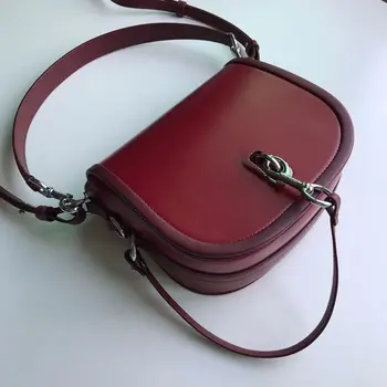 Luxury Women Bag 2020 Designer Brand Saddle Bag Leather Ladies Crossbody Bag Fashion Round Flap Shoulder Bag Vintage Handbag 
Luxury Women Bag 2020 Designer Brand Saddle Bag Leather Ladies Crossbody Bag Fashion Round Flap Shoulder Bag Vintage Handbag