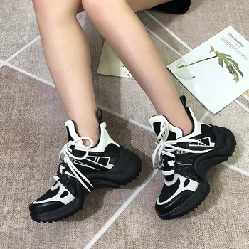 Women Platform Arched Shape Sneakers Height Increasing Lace-Up Running Shoes Mixed Color Brand Designer Woman Vulcanize Shoes
Women Platform Arched Shape Sneakers Height Increasing Lace-Up Running Shoes Mixed Color Brand Designer Woman Vulcanize Shoes