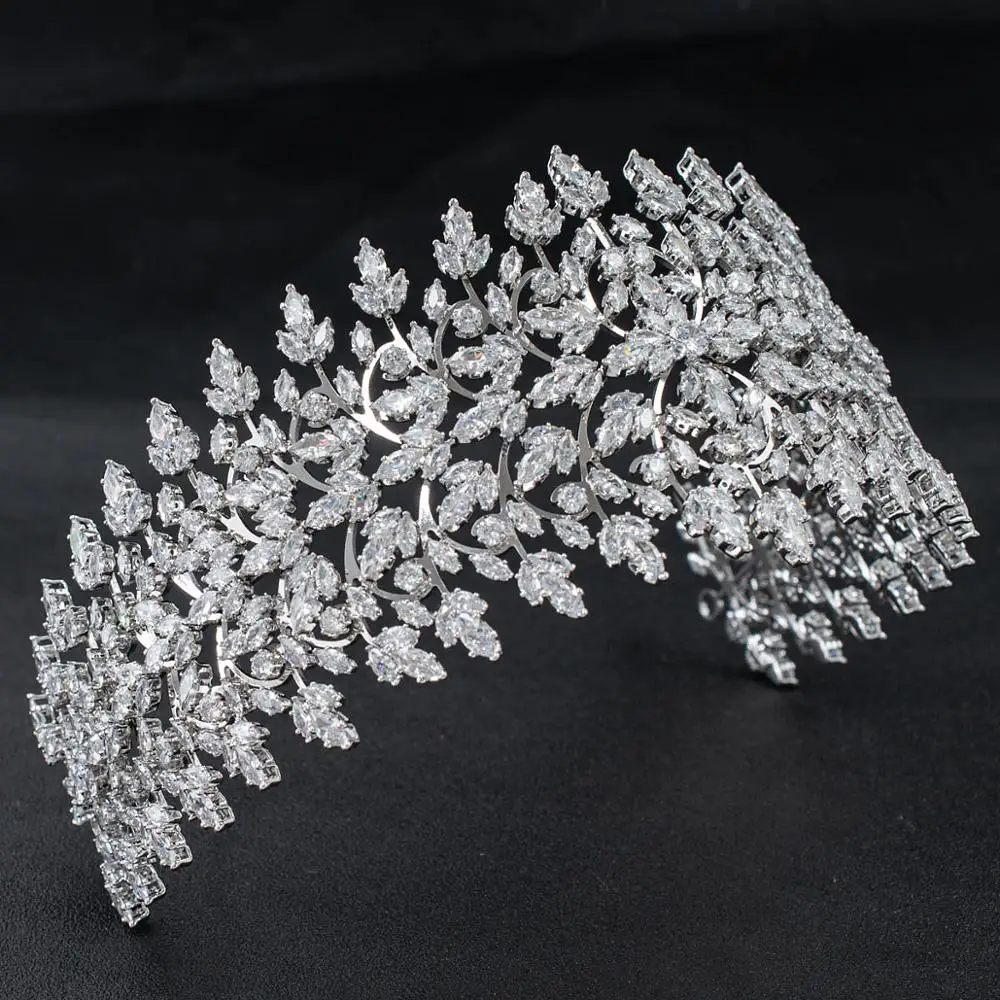 Luxury Handmade 2020 Cubic Zircon CZ Bridal Wedding Soft Headband Hair Band Tiara Hair Jewelry Accessories Hairpieces CHA10040
Luxury Handmade 2020 Cubic Zircon CZ Bridal Wedding Soft Headband Hair Band Tiara Hair Jewelry Accessories Hairpieces CHA10040