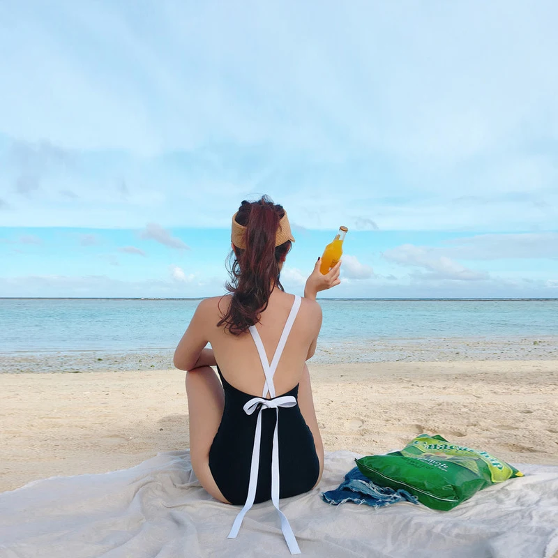 Korean Women One Piece Swimsuit Sexy Moderate Back Lace Up Shoulder High Cut Full Front Coverage Thong Black Swimwear Nylon
Korean Women One Piece Swimsuit Sexy Moderate Back Lace Up Shoulder High Cut Full Front Coverage Thong Black Swimwear Nylon