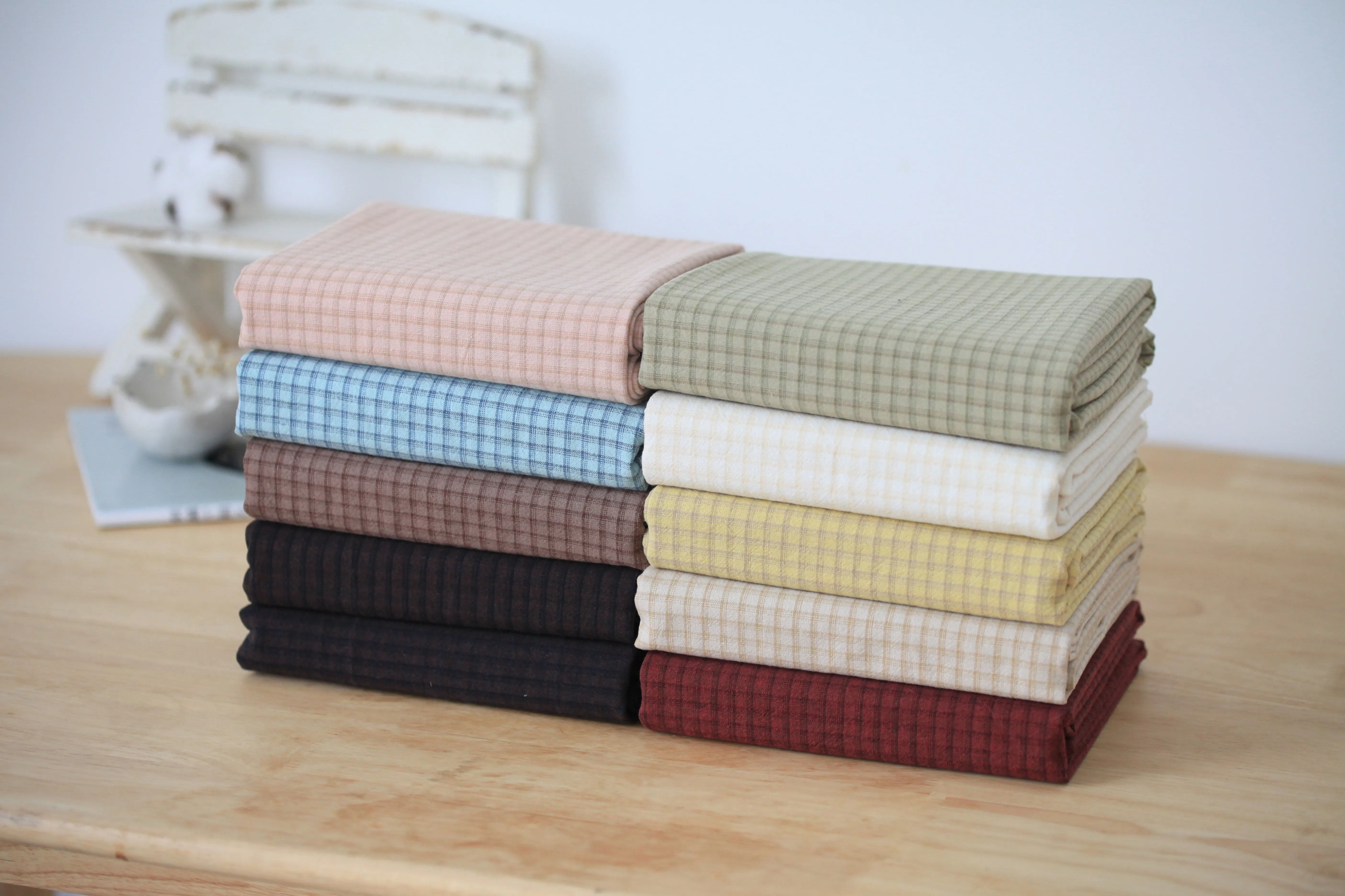 Dailylike Quilting Fabric Printed 100% Cotton Fabrics for Sewing Textile Quilting Curtain Tablecloth Quilting Patchwork Bedding
Dailylike Quilting Fabric Printed 100% Cotton Fabrics for Sewing Textile Quilting Curtain Tablecloth Quilting Patchwork Bedding