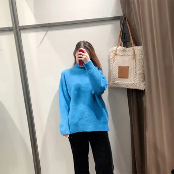 Autumn and winter women's sweater casual solid color turtleneck long sleeve sweater
Autumn and winter women's sweater casual solid color turtleneck long sleeve sweater