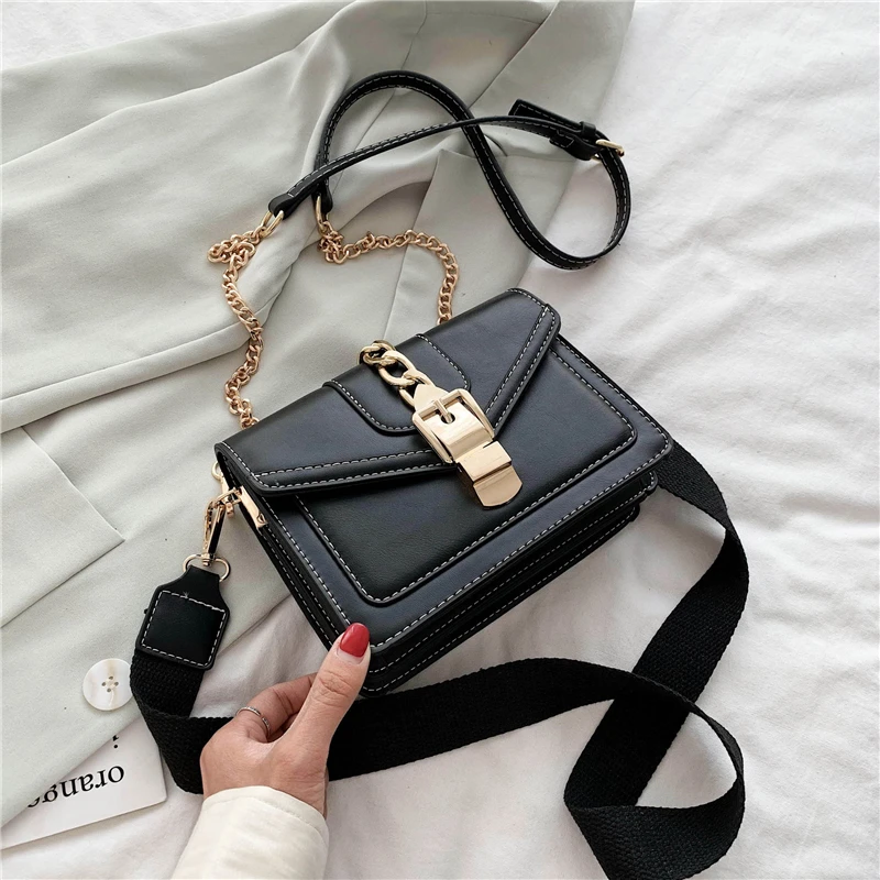 Chain 2020 Explosive Fashion Broadband One Shoulder Messenger Female Simple Contrasting Color Small Square Bag
Chain 2020 Explosive Fashion Broadband One Shoulder Messenger Female Simple Contrasting Color Small Square Bag