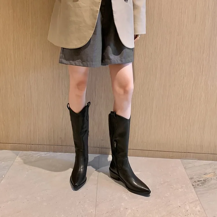 MLJUESE 2021 women knee-high boots patent leather winter short plush brown color pointed toe high heels female high boots
MLJUESE 2021 women knee-high boots patent leather winter short plush brown color pointed toe high heels female high boots